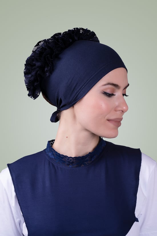 Hürrem Bone Lacivert Arkadan Bağlamalı Tesettür Bone Viskon Kumaş Fırfır Bone 1006_02