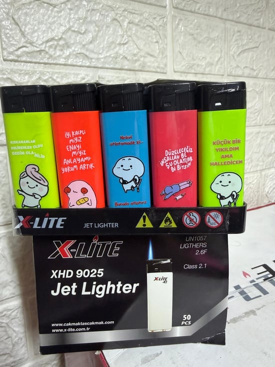X-lite Je T Baskılı Resimli Figürlü Çakmak *50 Pcs