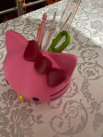 Hello Kitty Kalemlik