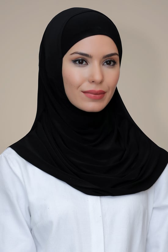 Hürrem Bone Siyah Pratik Hazır Geçmeli Tesettür Eşarp Sandy Kumaş Kendinden Boneli 1290_01
