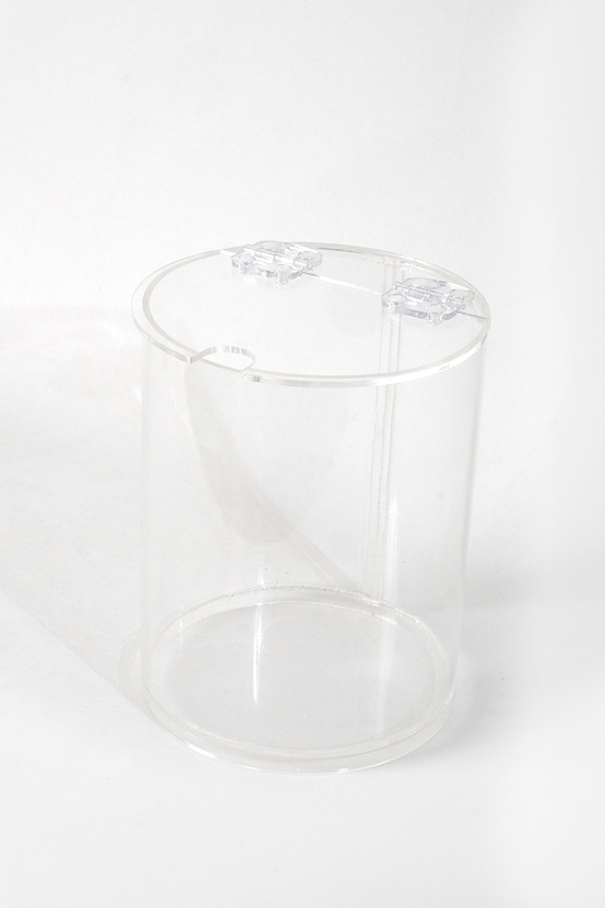 Menteşe Kapaklı Yuvarlak Teşhir Kutusu 