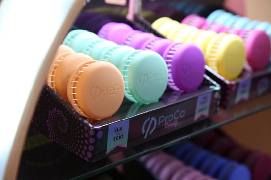 ProCo Beauty Makaron Saç Fırçası Çiçek Sahnesi  Serisi  - Mor, Nane Yeşili, Şeftali Tüyü