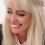 Discover Persian Nilüfer Moayeri – Top Art in Vancouver