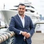 Discover Persian 𝐀𝐌𝐈𝐑 𝐇𝐀𝐙𝐀𝐕𝐄𝐈 – Top Realtor in Vancouver