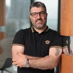 Discover Persian Moe Bayat – Top Photographer & Videographer in Vancouver