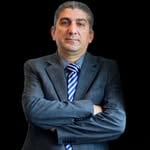 Discover Persian Mehdi Rad – Top Financial in Vancouver