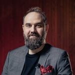 Discover Persian 𝐌𝐀𝐇𝐃𝐈 𝐌𝐎𝐇𝐀𝐉𝐄𝐑𝐀𝐍 – Top Financial in Vancouver