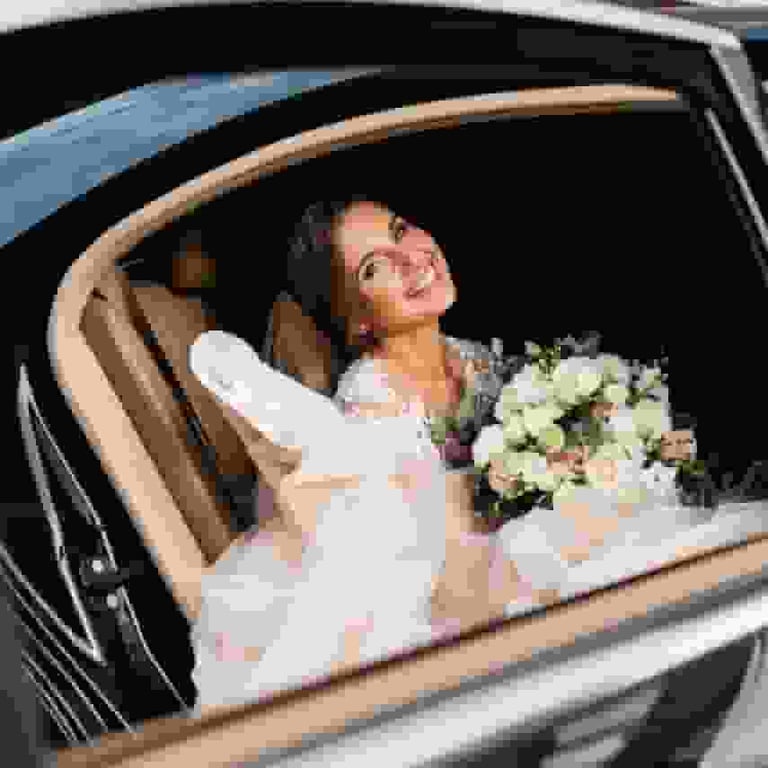 Discover Persian Elenka perfect shot – Top Photographer & Videographer in Vancouver