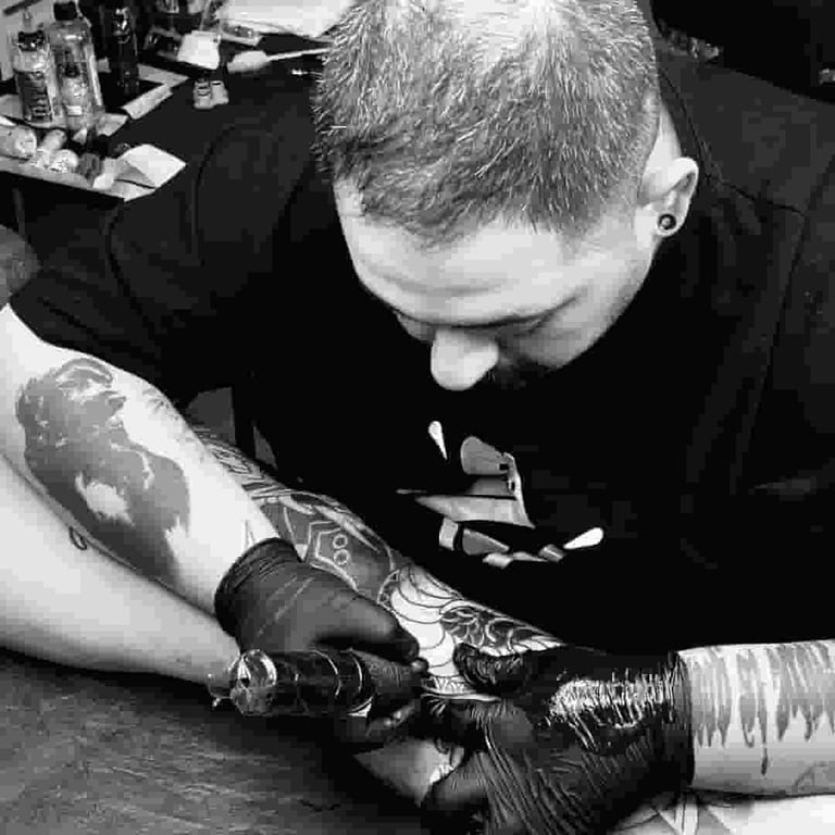 Discover Persian Amir Hooshang – Top Tattoo in Vancouver