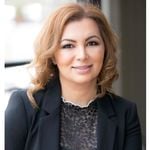 Discover Persian 𝐌𝐈𝐓𝐑𝐀 𝐁𝐀𝐒𝐇𝐀𝐒𝐇 – Top Realtor in Vancouver