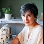 Discover Persian 𝐑𝐎𝐌𝐈𝐍𝐀 𝐅𝐀𝐓𝐄𝐌𝐈 – Top Tailor in Vancouver