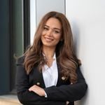 Discover Persian Neda Timachi – Top Realtor in Vancouver