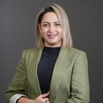 Discover Persian 𝒮𝒽𝒾𝓂𝒶 𝒯𝒶𝒿𝒾𝓀 – Top Mortgage Broker in Vancouver