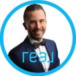 Discover Persian 𝐀𝐫𝐚𝐬𝐡 𝐓𝐚𝐡𝐞𝐫𝐢 – Top Realtor in Vancouver