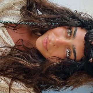 Discover Persian Sara babaei – Top مد و فشن in Vancouver