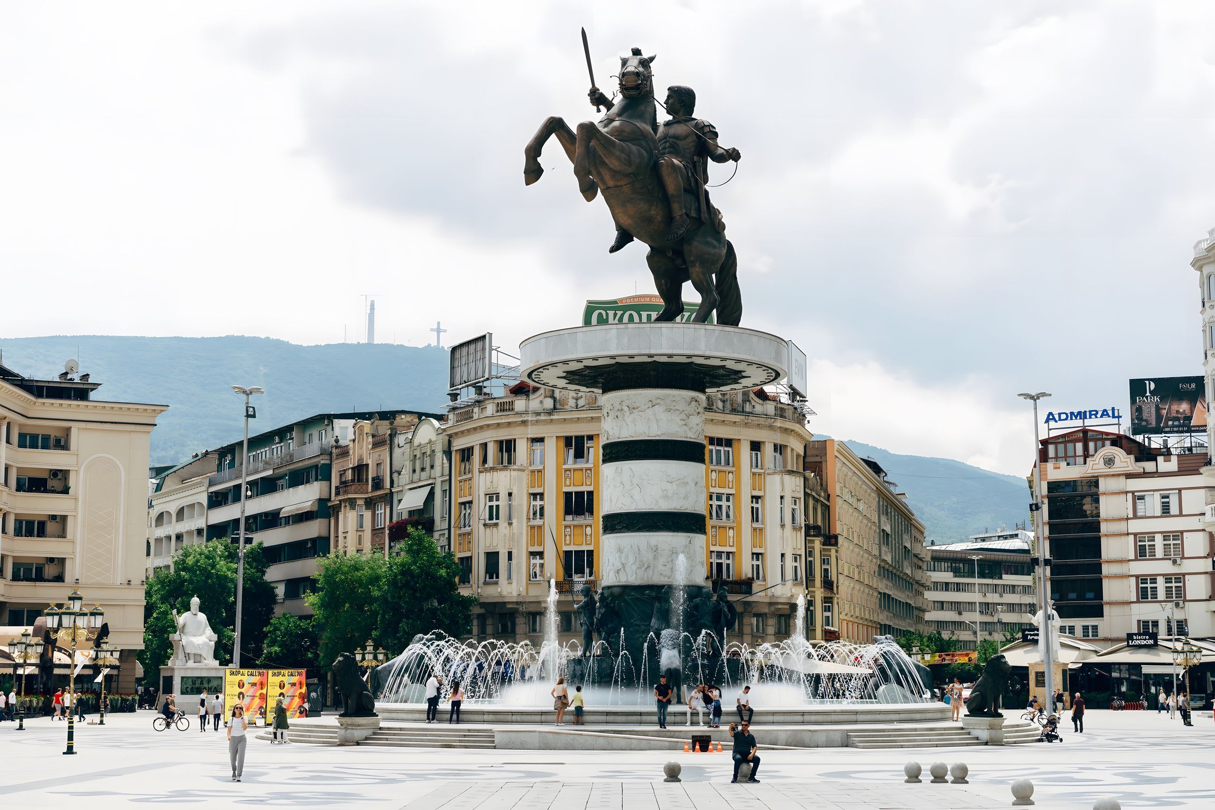 Monumen Alexander the Great di Macedonia Square Skopje