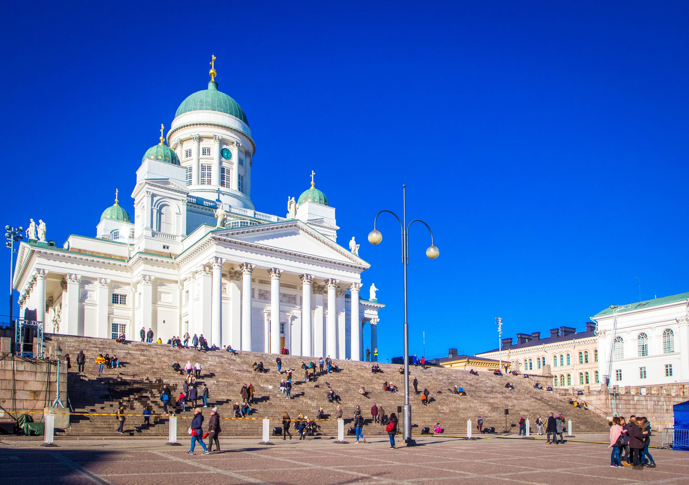 Katedral Helsinki di Senate Square