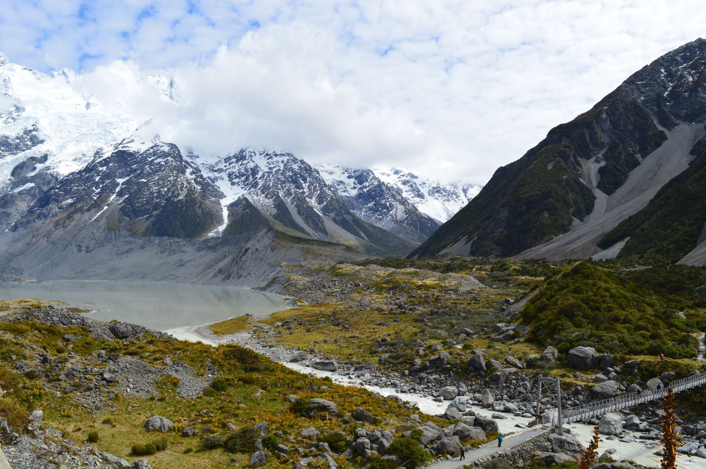 Hooker Valley Track menuju Mount Cook