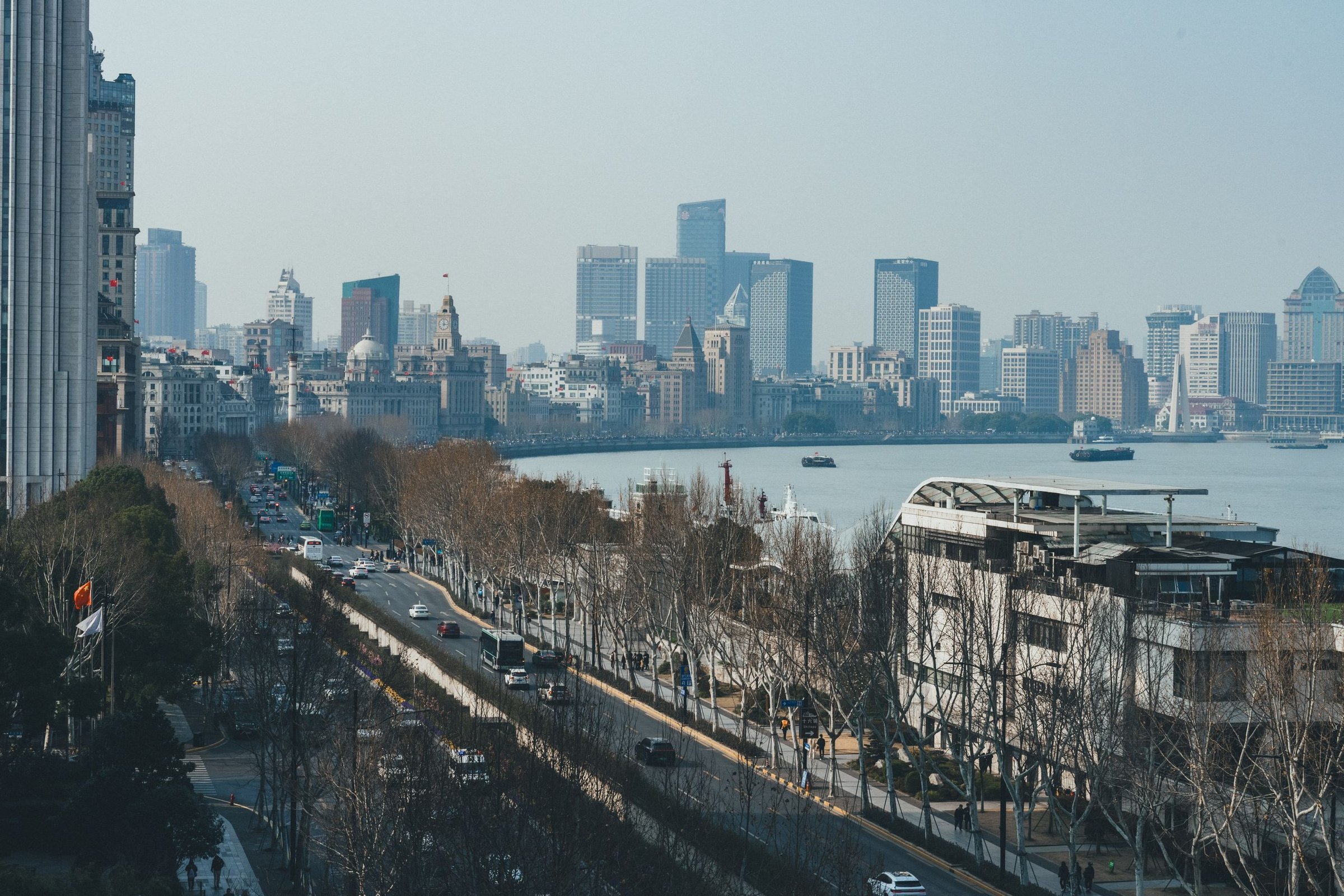 The Bund Shanghai di siang hari