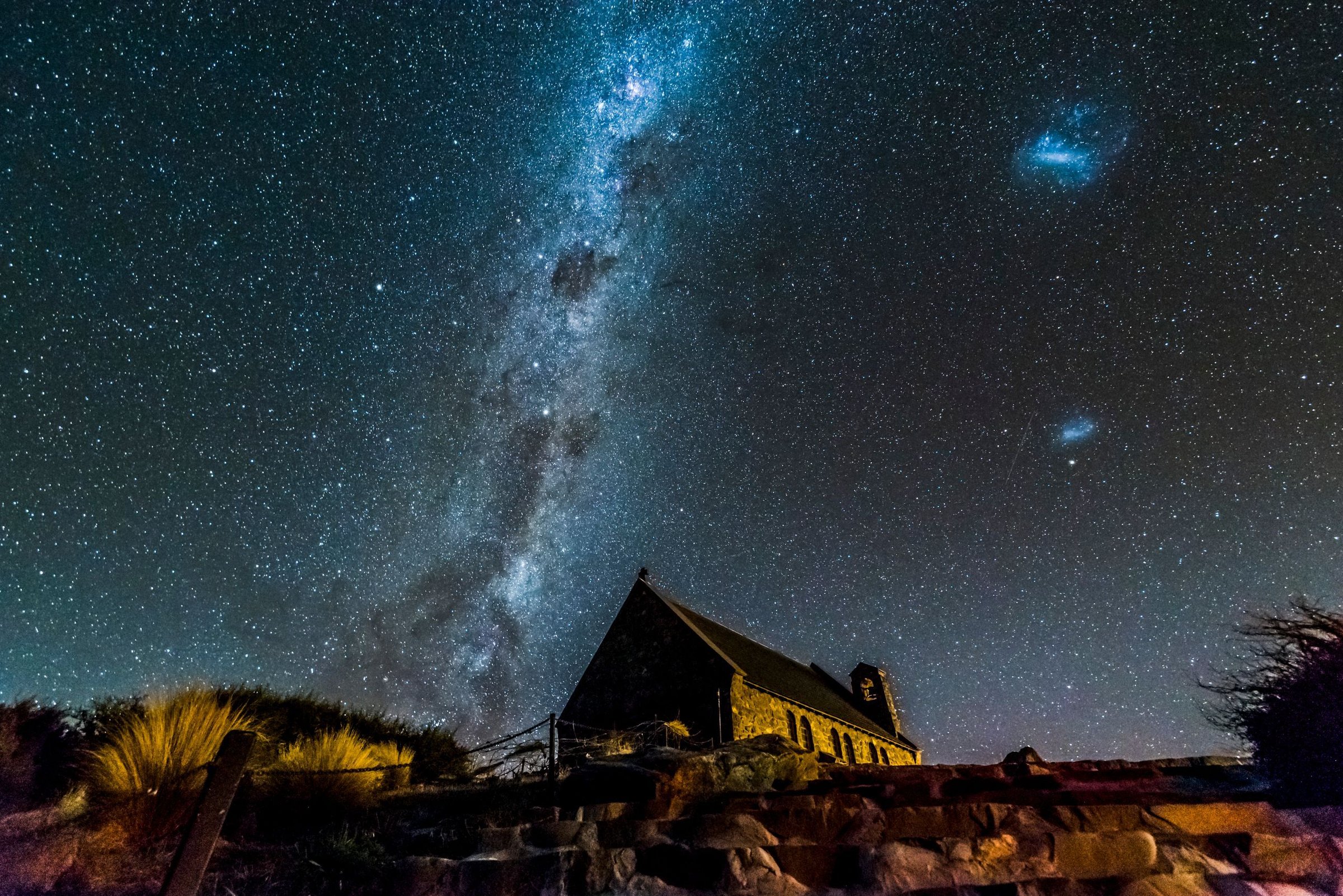 Church of the Good Shepherd Lake Tekapo di bawah bintang