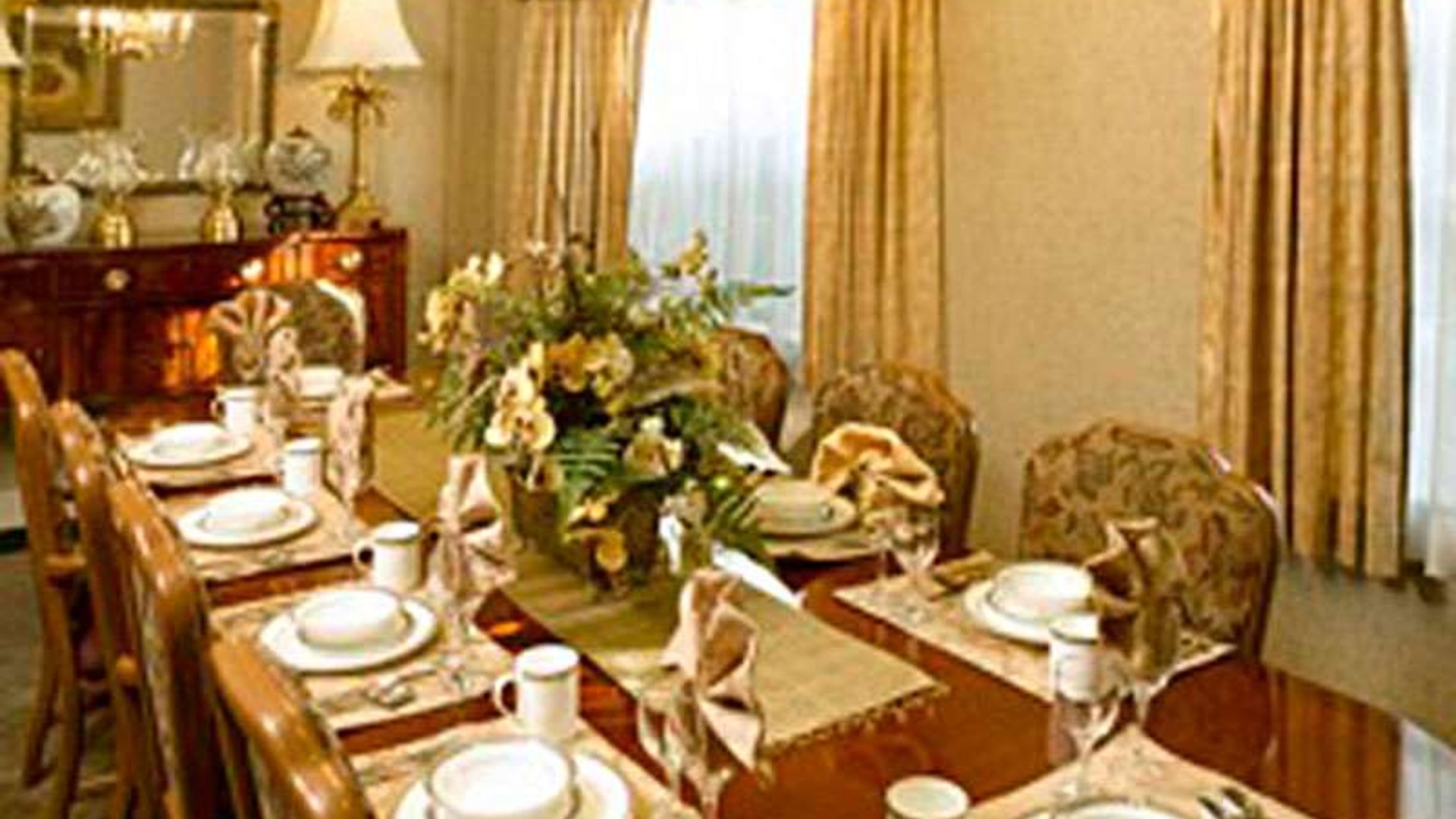 System.Collections.Generic.List`1[AFS.Common.Models.Photo] - Image 6