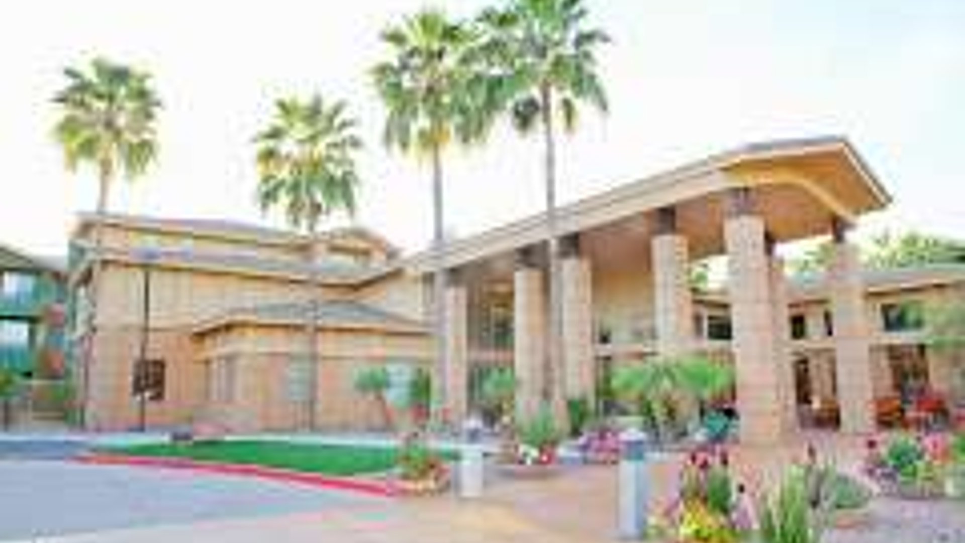 System.Collections.Generic.List`1[AFS.Common.Models.Photo] - Image 1