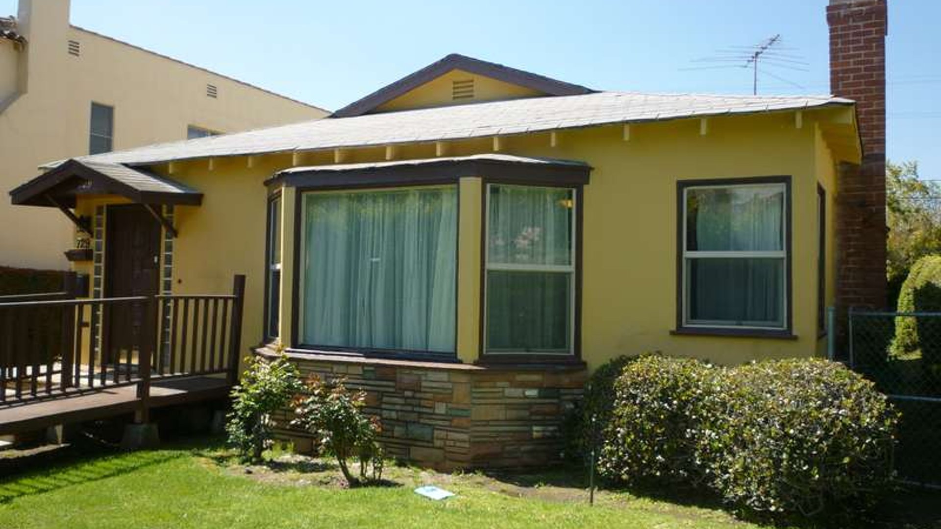 System.Collections.Generic.List`1[AFS.Common.Models.Photo] - Image 1