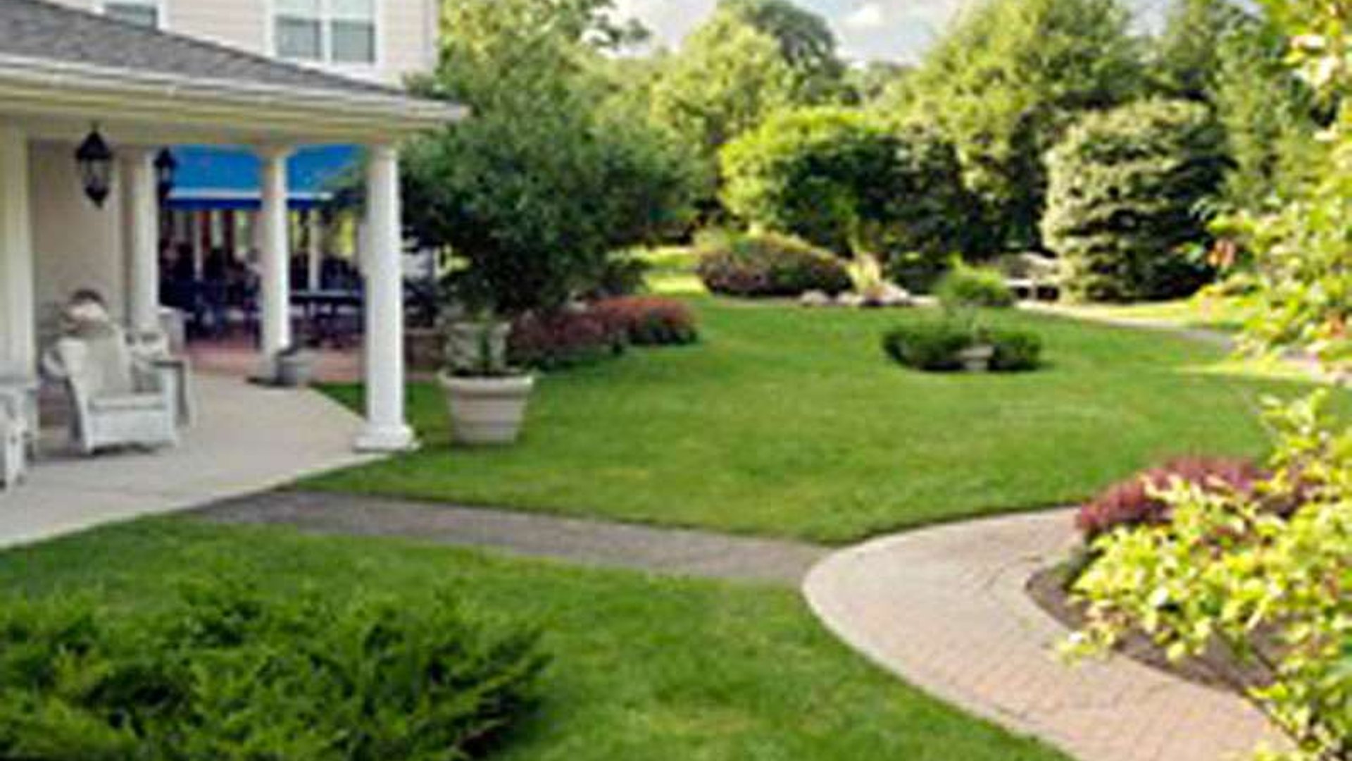 System.Collections.Generic.List`1[AFS.Common.Models.Photo] - Image 3