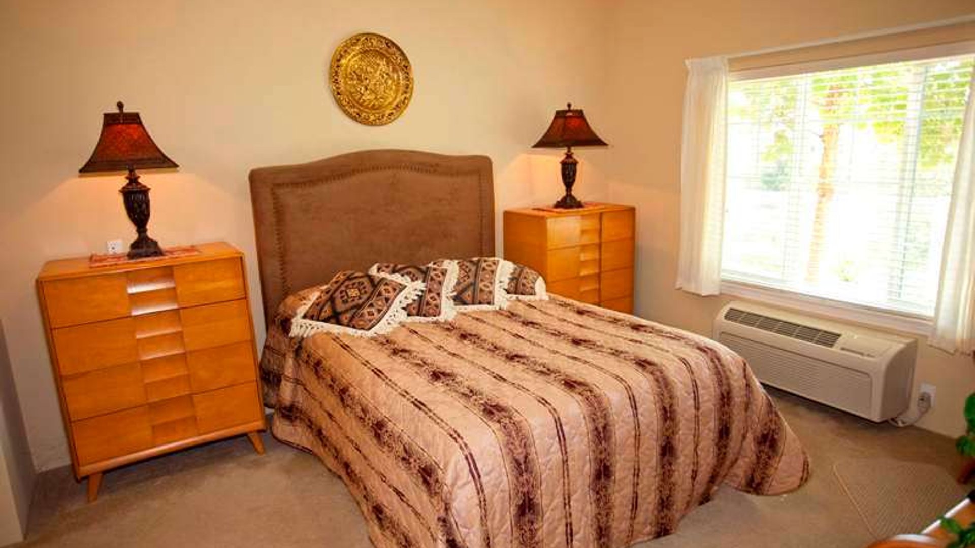 System.Collections.Generic.List`1[AFS.Common.Models.Photo] - Image 5