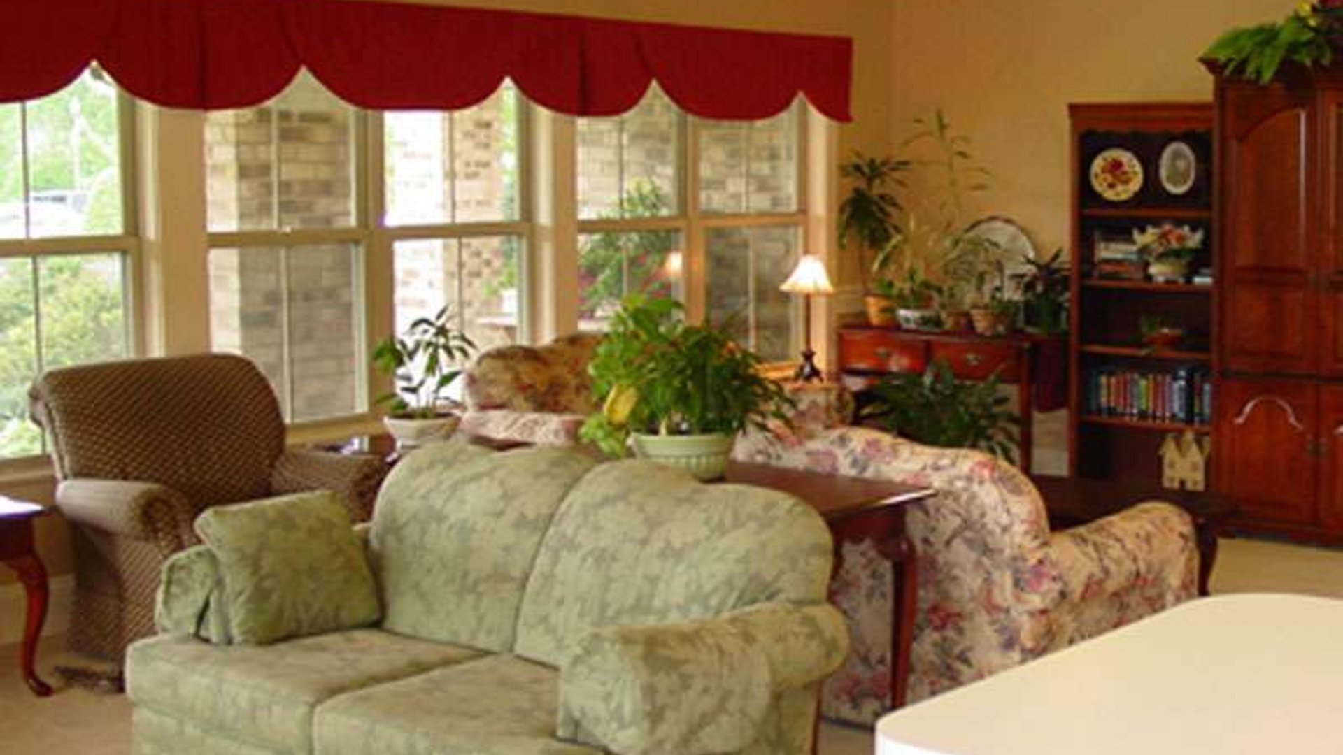 System.Collections.Generic.List`1[AFS.Common.Models.Photo] - Image 3