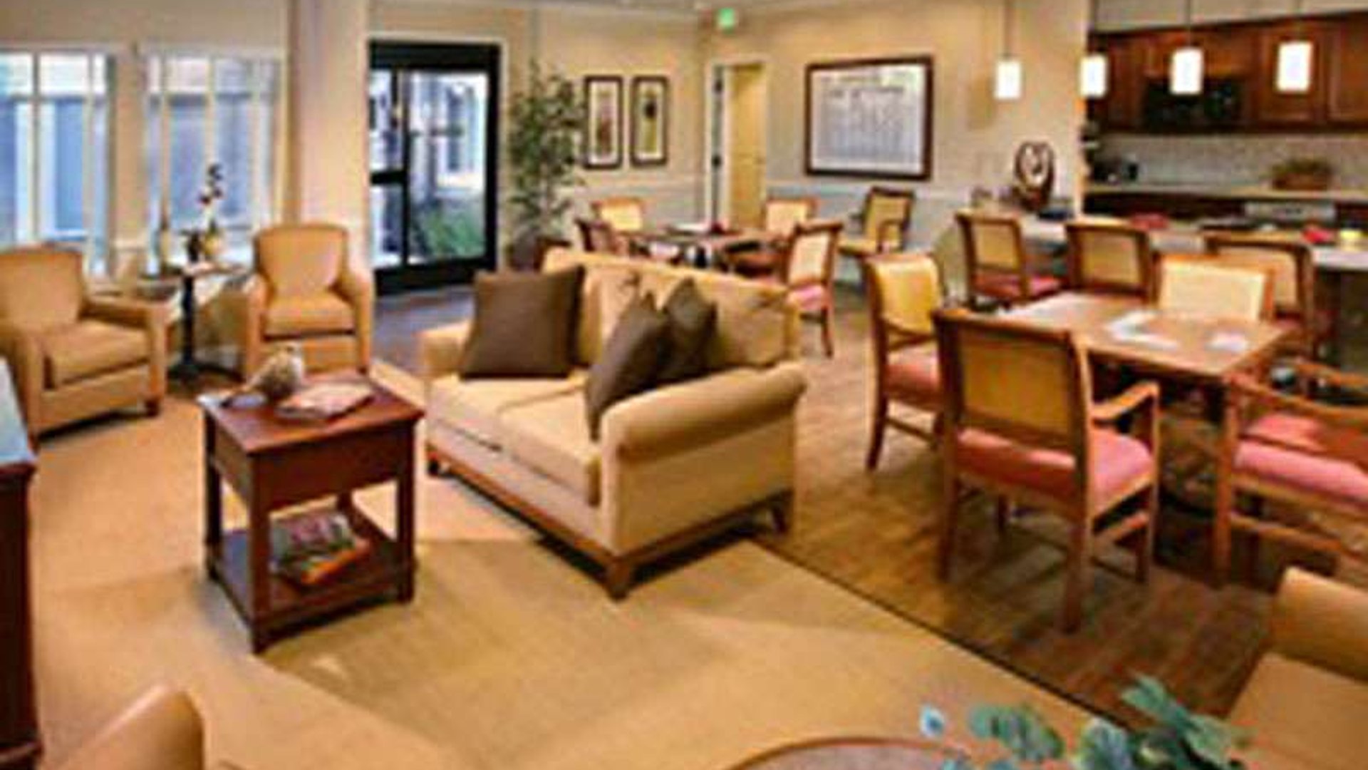 System.Collections.Generic.List`1[AFS.Common.Models.Photo] - Image 4