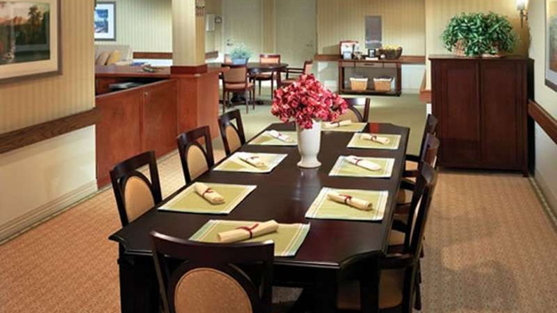 System.Collections.Generic.List`1[AFS.Common.Models.Photo] - Image 6