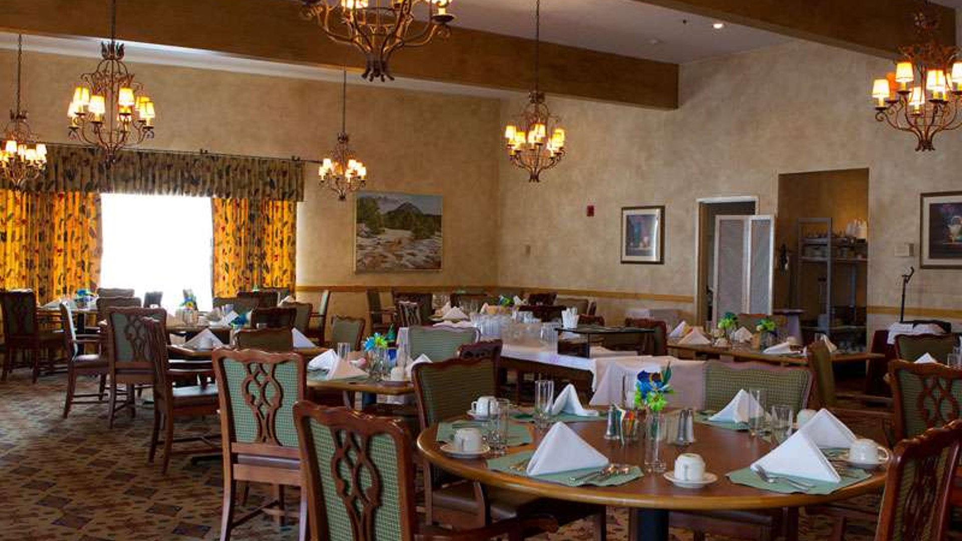 System.Collections.Generic.List`1[AFS.Common.Models.Photo] - Image 3