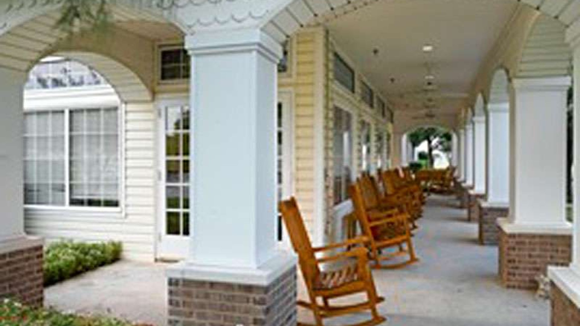 System.Collections.Generic.List`1[AFS.Common.Models.Photo] - Image 3