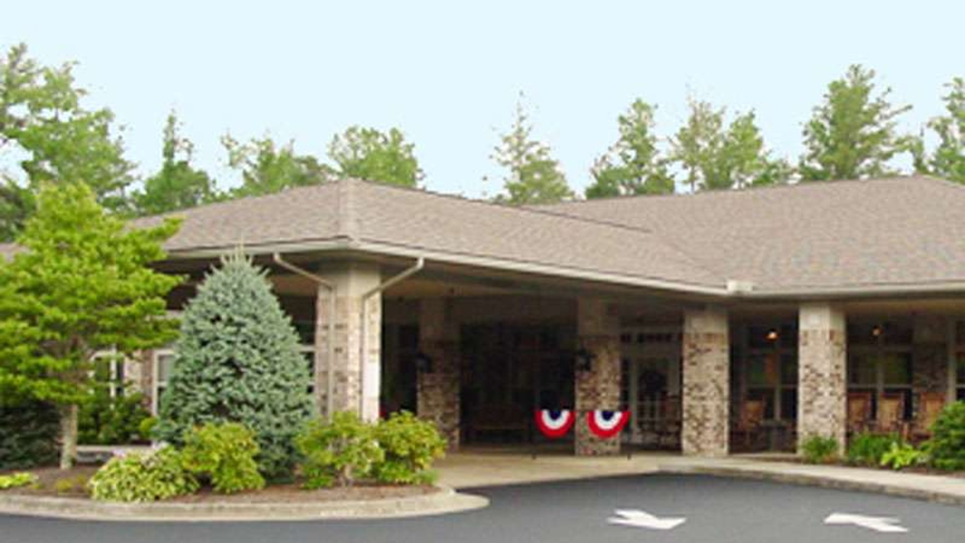 System.Collections.Generic.List`1[AFS.Common.Models.Photo] - Image 1