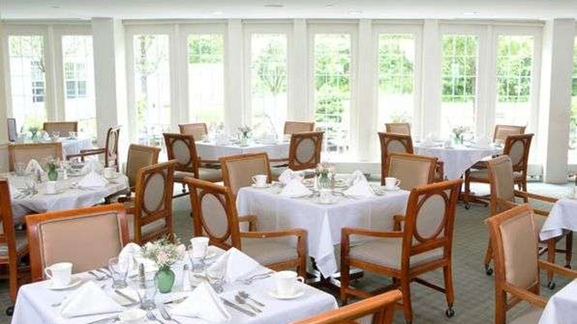 System.Collections.Generic.List`1[AFS.Common.Models.Photo] - Image 2