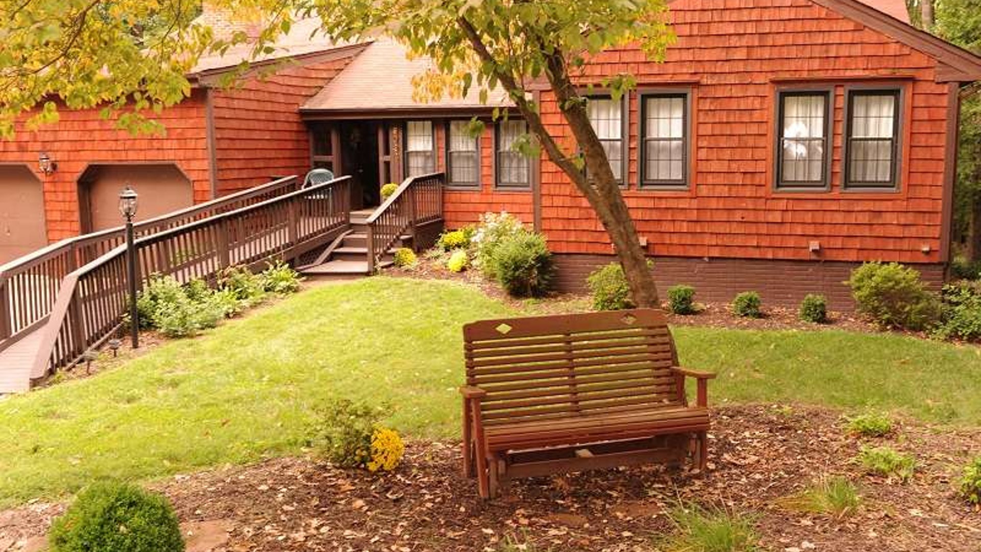 System.Collections.Generic.List`1[AFS.Common.Models.Photo] - Image 1