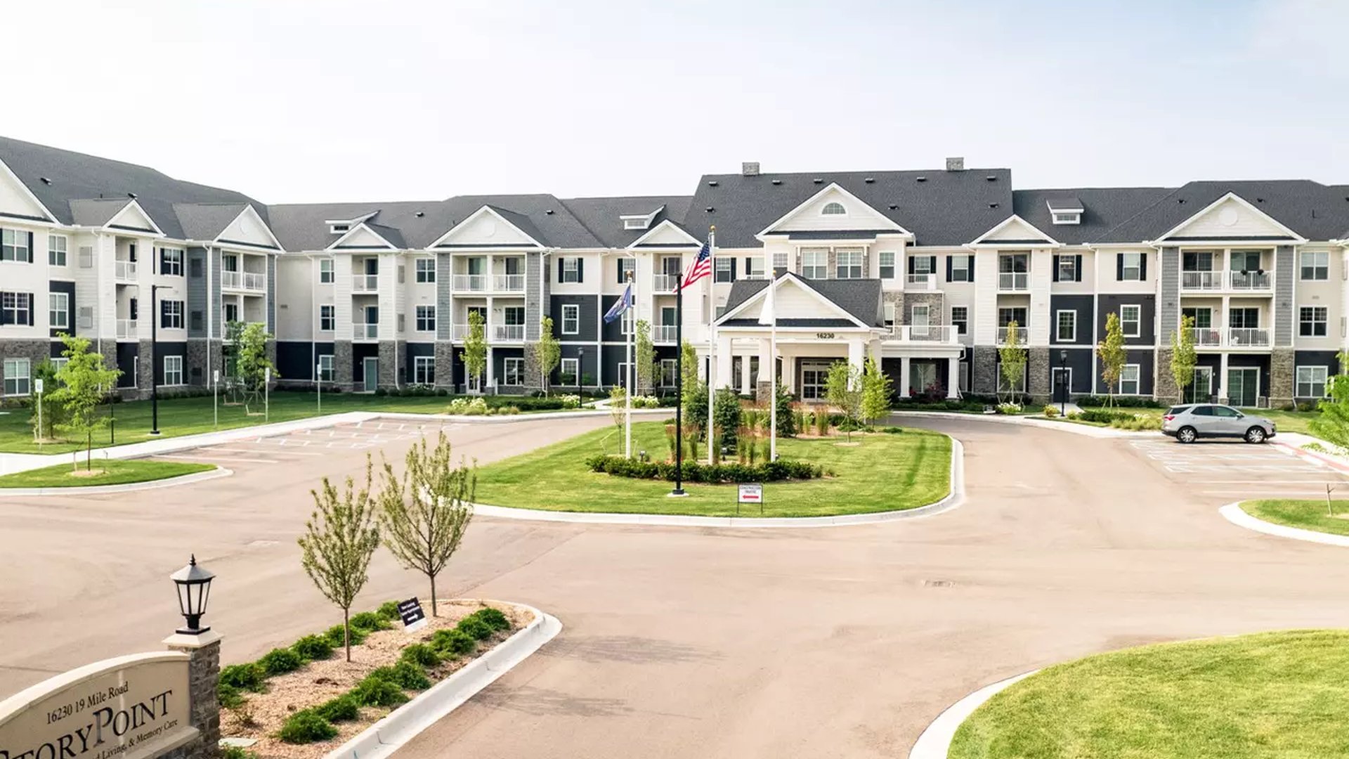 System.Collections.Generic.List`1[AFS.Common.Models.Photo] - Image 1