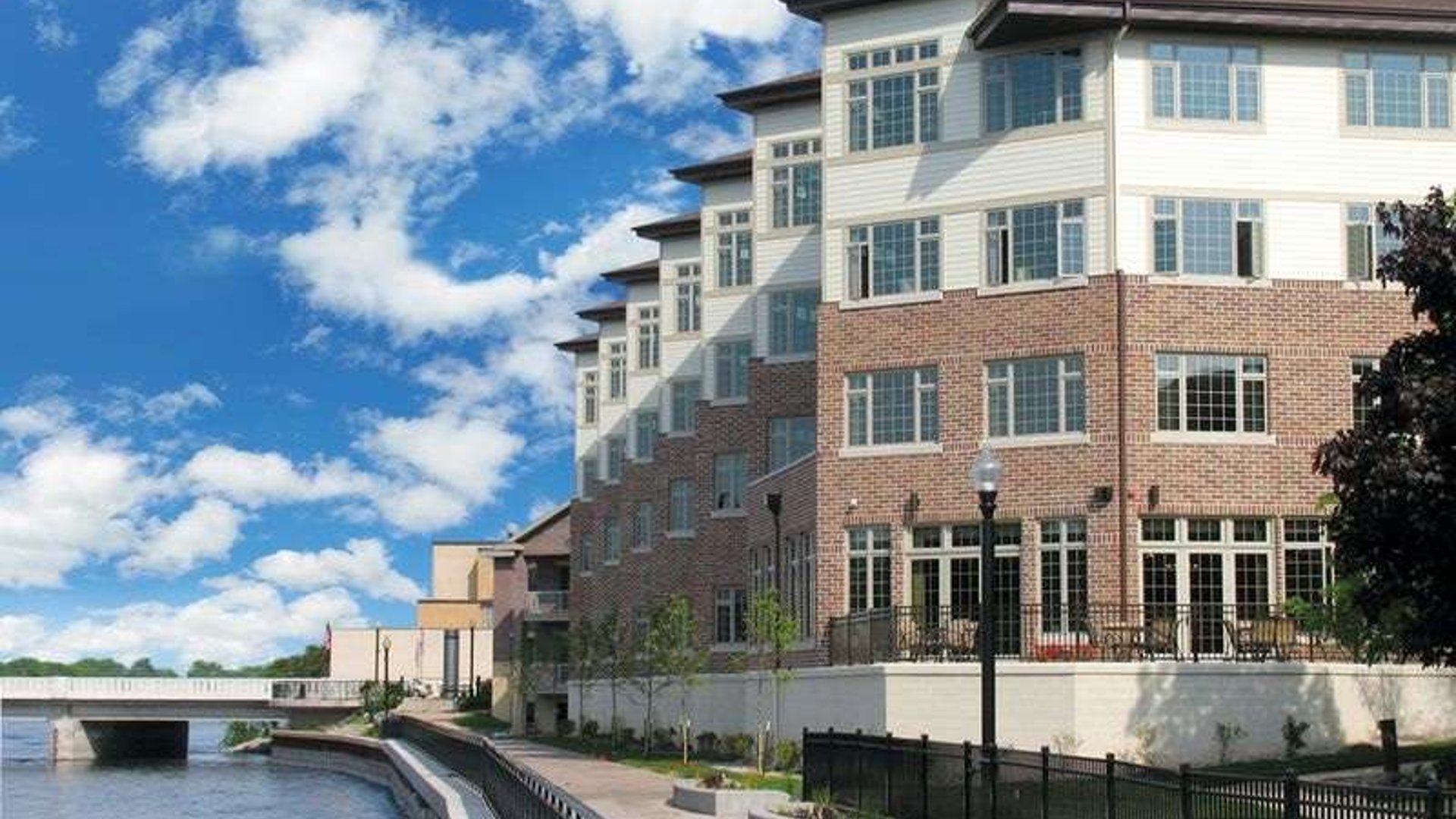 System.Collections.Generic.List`1[AFS.Common.Models.Photo] - Image 1