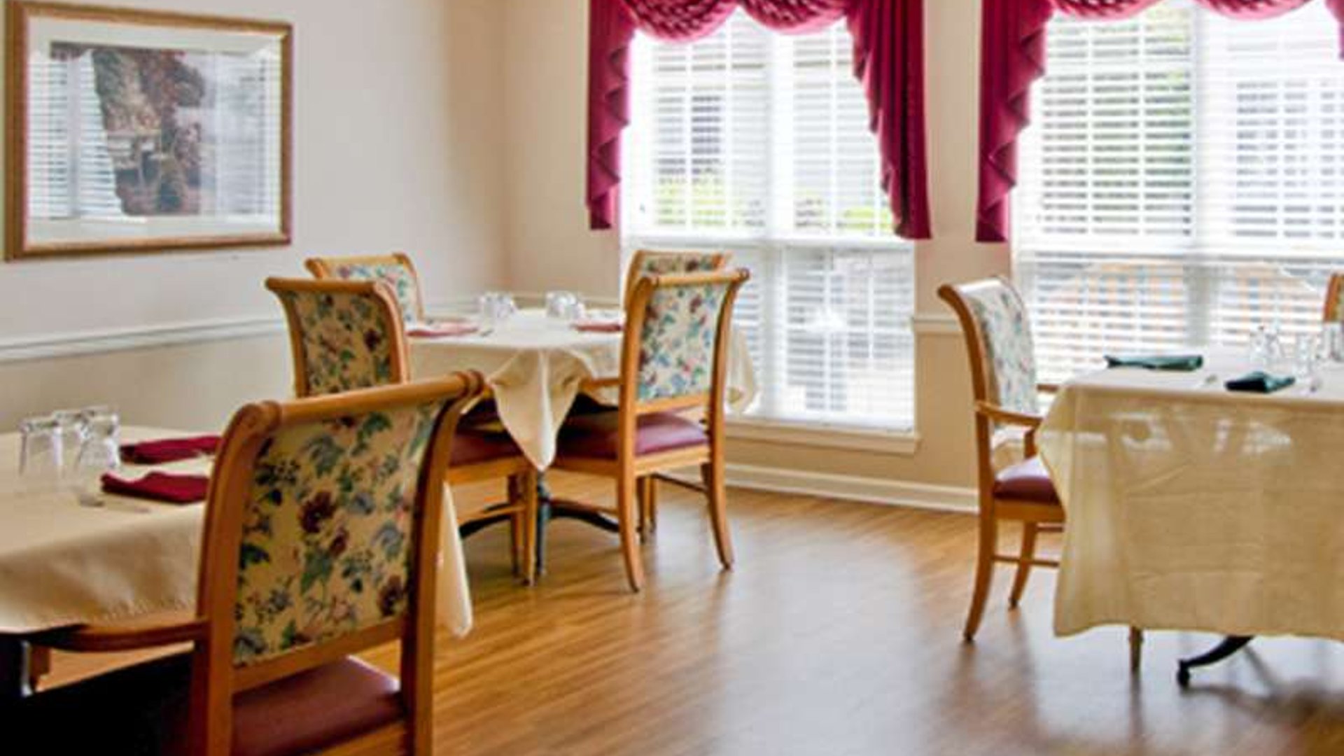 System.Collections.Generic.List`1[AFS.Common.Models.Photo] - Image 2