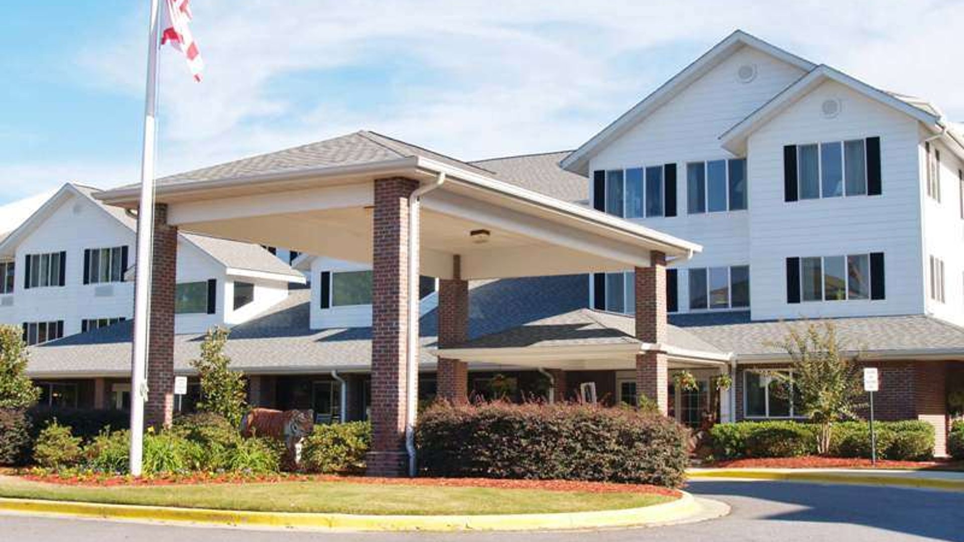 System.Collections.Generic.List`1[AFS.Common.Models.Photo] - Image 1