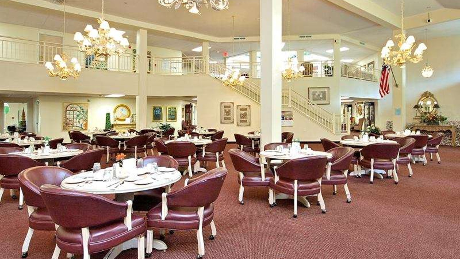 System.Collections.Generic.List`1[AFS.Common.Models.Photo] - Image 3