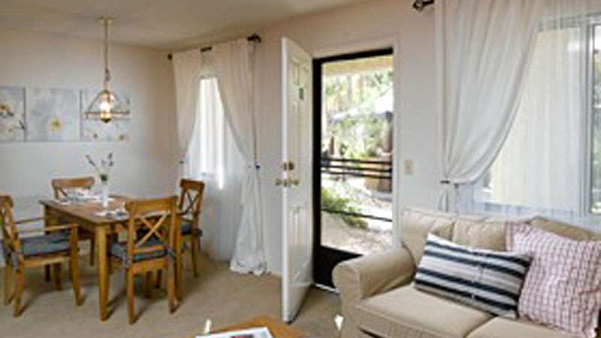 System.Collections.Generic.List`1[AFS.Common.Models.Photo] - Image 3