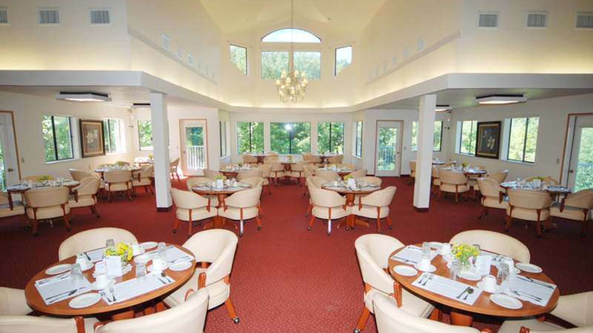 System.Collections.Generic.List`1[AFS.Common.Models.Photo] - Image 3