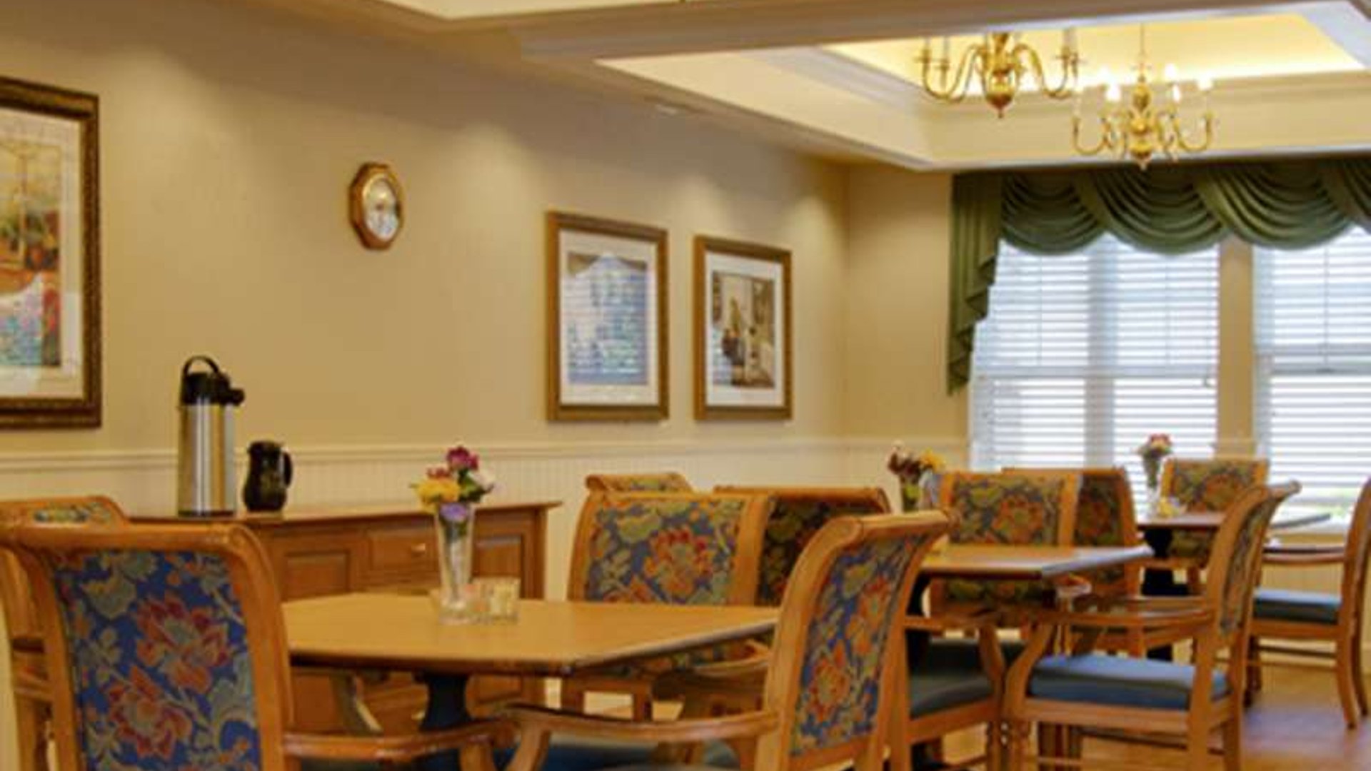 System.Collections.Generic.List`1[AFS.Common.Models.Photo] - Image 4