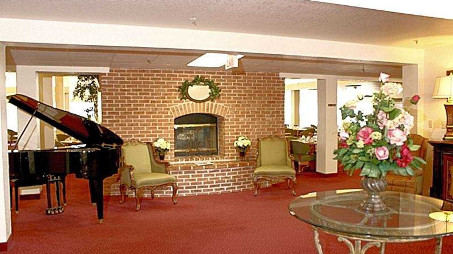 System.Collections.Generic.List`1[AFS.Common.Models.Photo] - Image 2