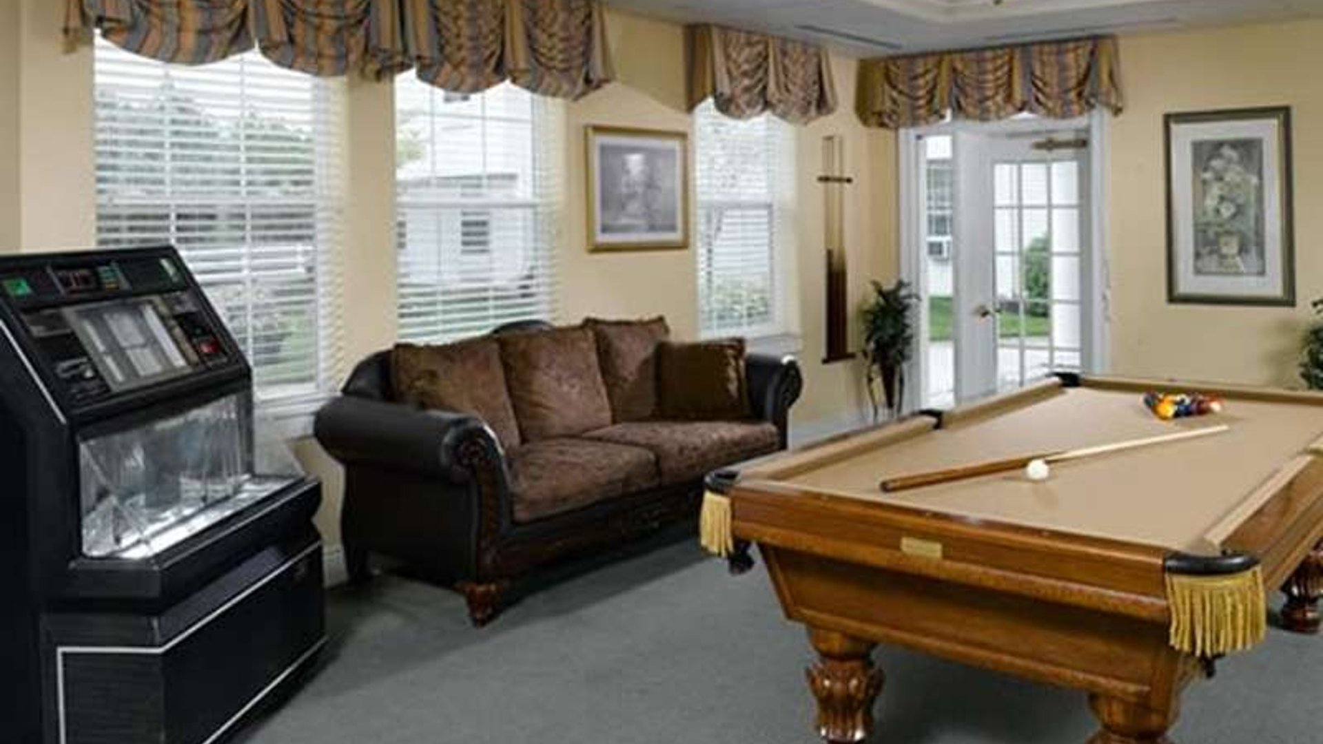 System.Collections.Generic.List`1[AFS.Common.Models.Photo] - Image 4