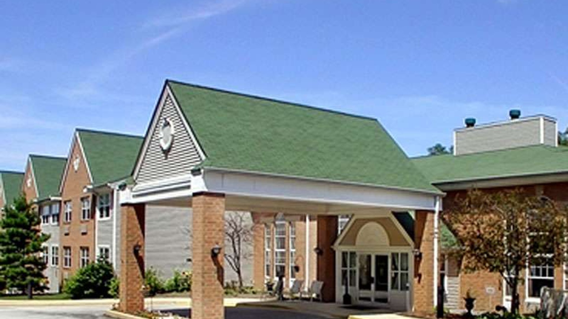 System.Collections.Generic.List`1[AFS.Common.Models.Photo] - Image 1