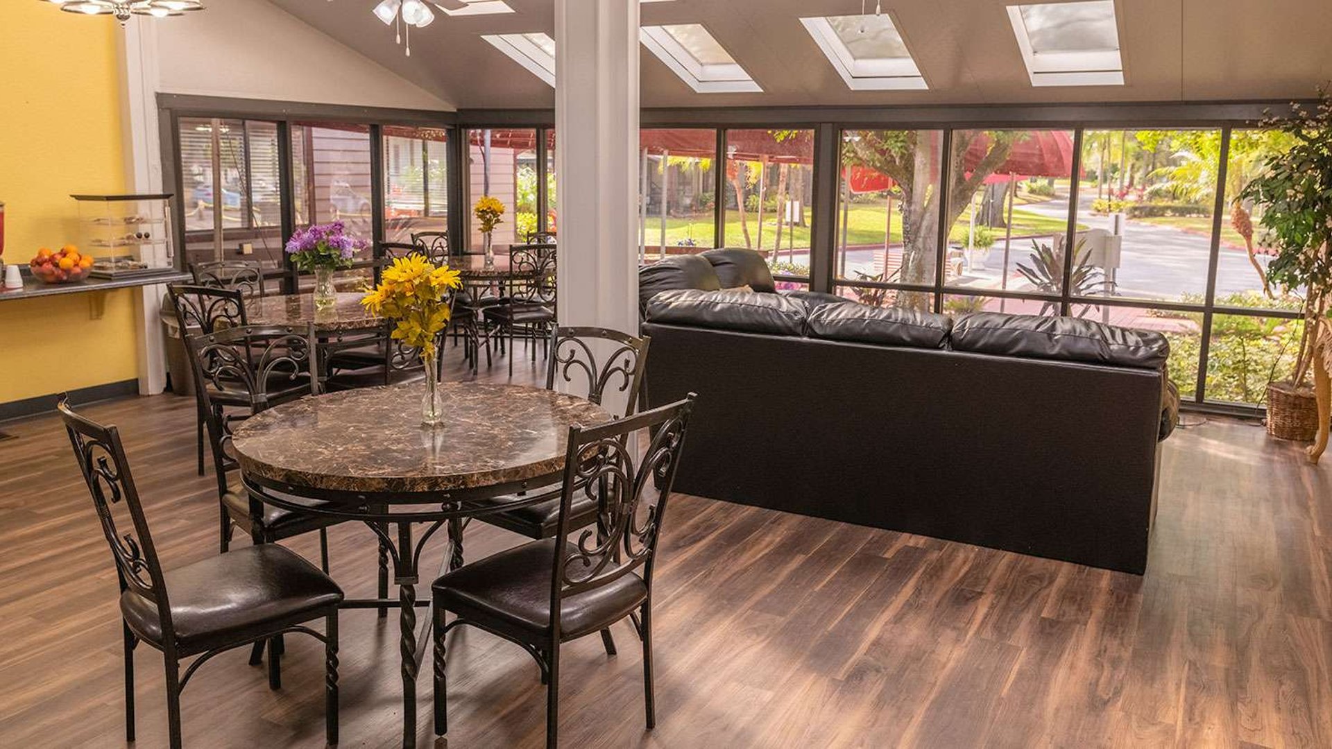 System.Collections.Generic.List`1[AFS.Common.Models.Photo] - Image 3