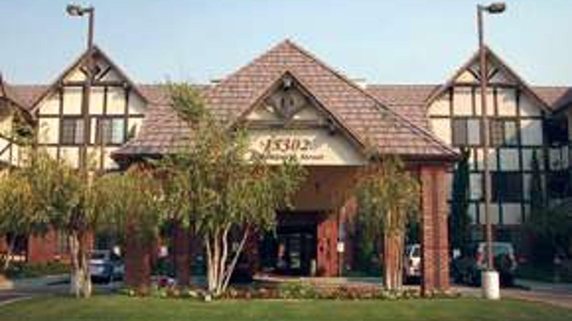 System.Collections.Generic.List`1[AFS.Common.Models.Photo] - Image 1